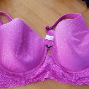 Cacique lacy tshirt wired bra